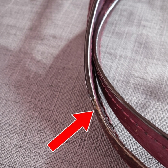 COACH Mollie Tote In Burgundy Leather. - Picture 7 of 7